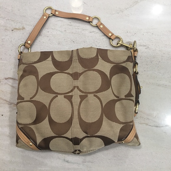Coach Handbags - Coach shoulder bag